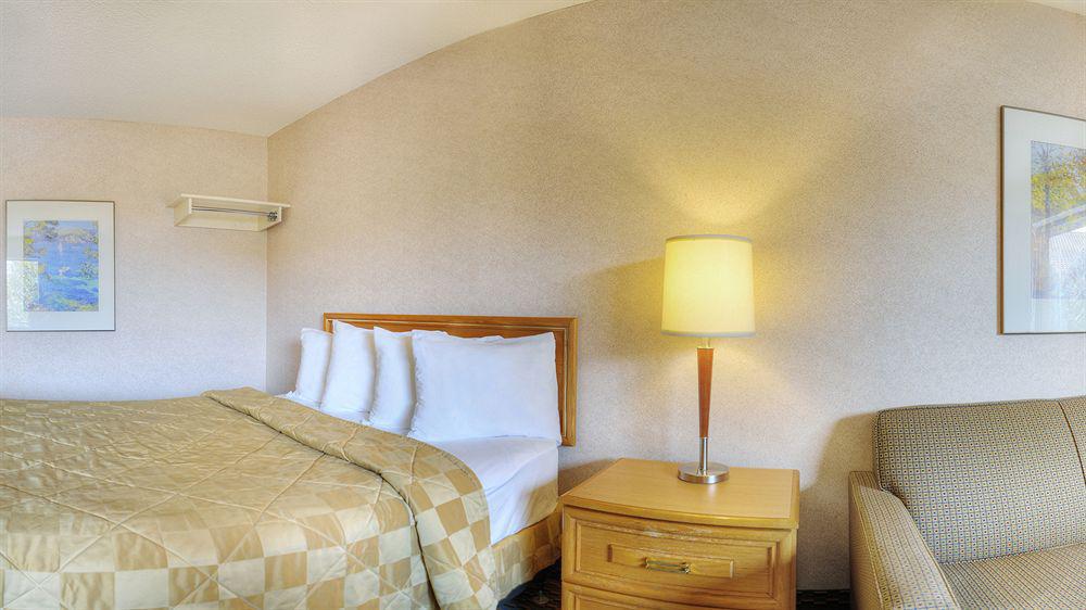 Travelodge By Wyndham Bridgewater Zewnętrze zdjęcie